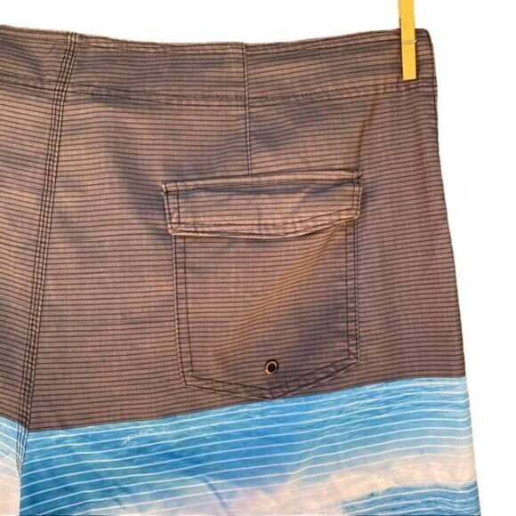 Hang Ten Board Blue Water White Grey Swim Trunks Shorts Size 38 - Picture 14 of 15